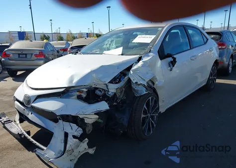 2018 Toyota Corolla Se из США, поврежденный, VIN 5YFBURHE2JP754820